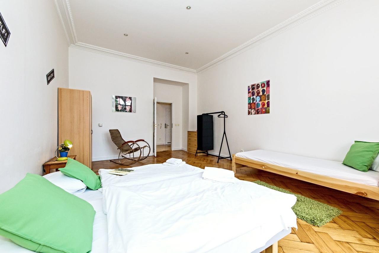 Chill Hill Apartments Prague Exterior photo
