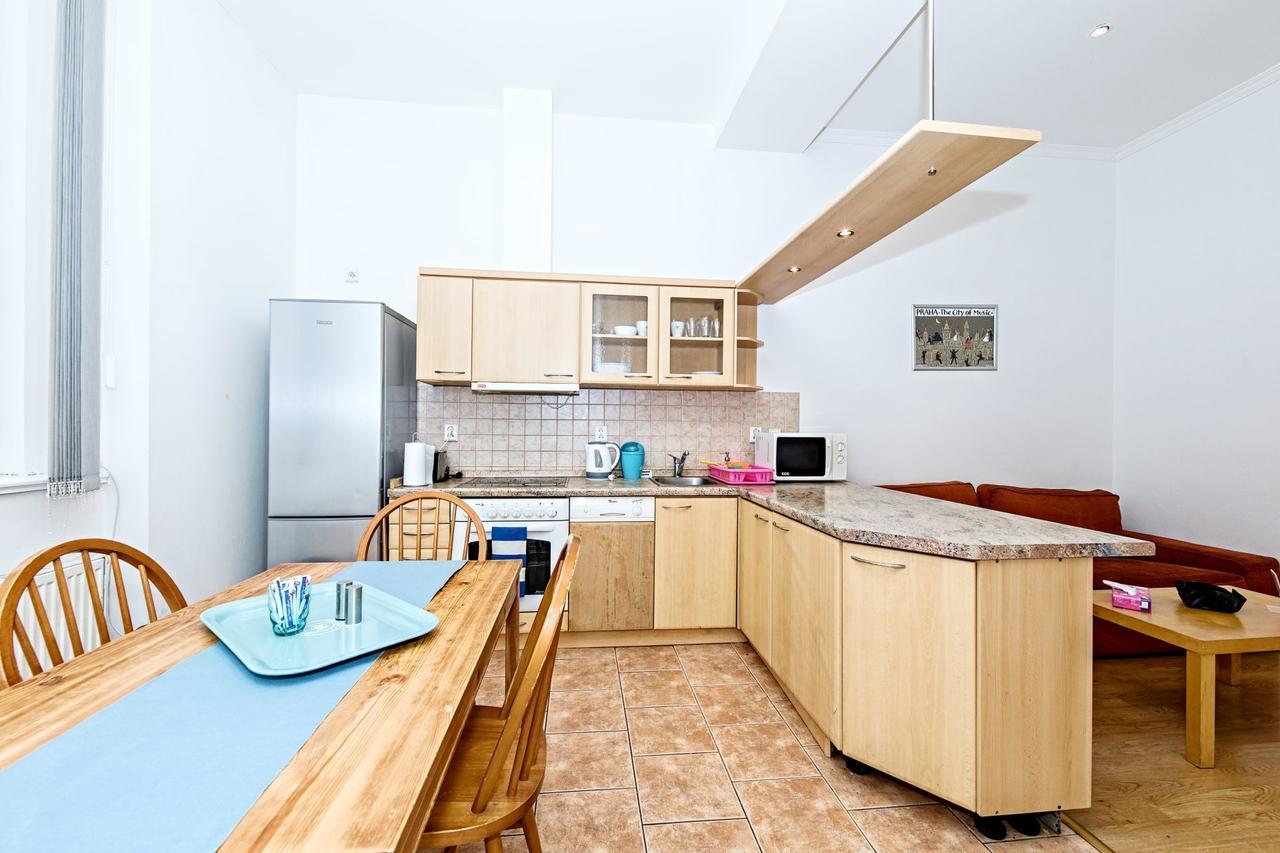 Chill Hill Apartments Prague Exterior photo