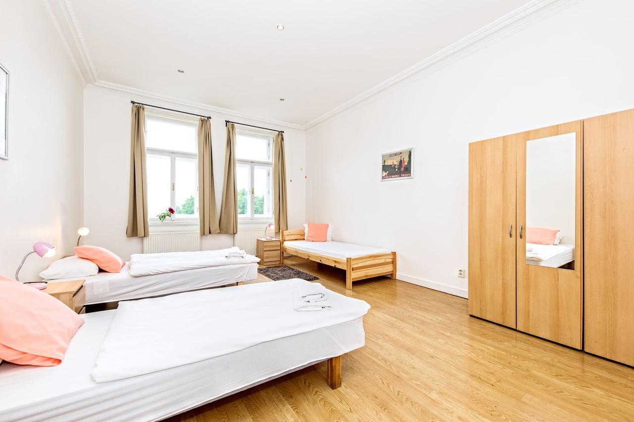 Chill Hill Apartments Prague Exterior photo